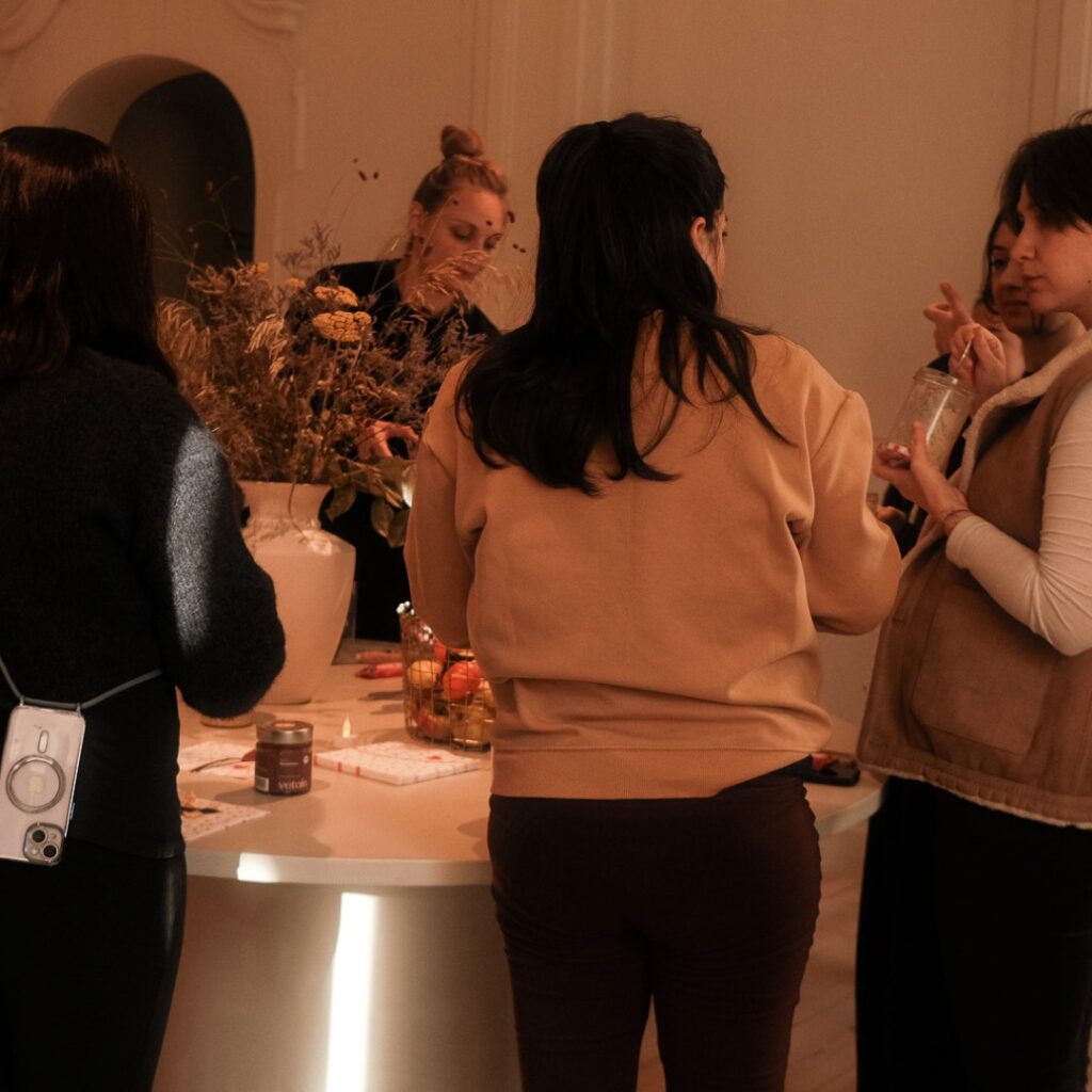 Instagram post from growmama__. This post is in position 7.